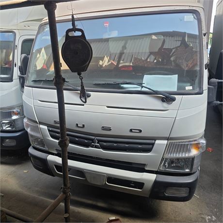 Mitsubishi Fuso Canter 2021