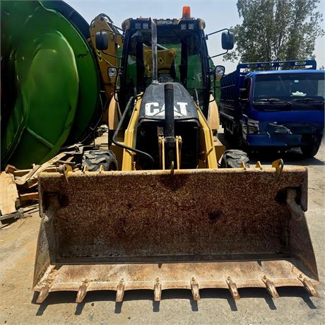 Cat backhoe loader 2010 (422E)