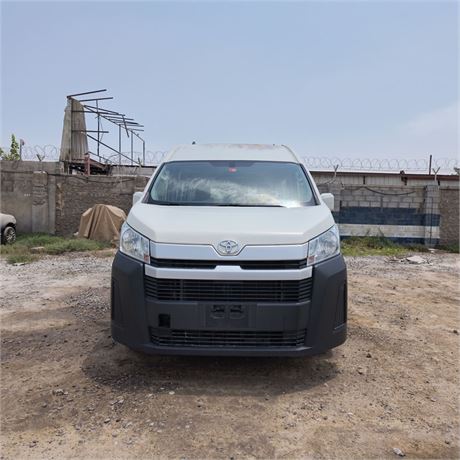 Toyota HiAce 2020